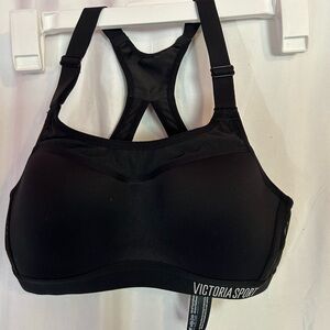 Victoria SportBlack Sports Bra